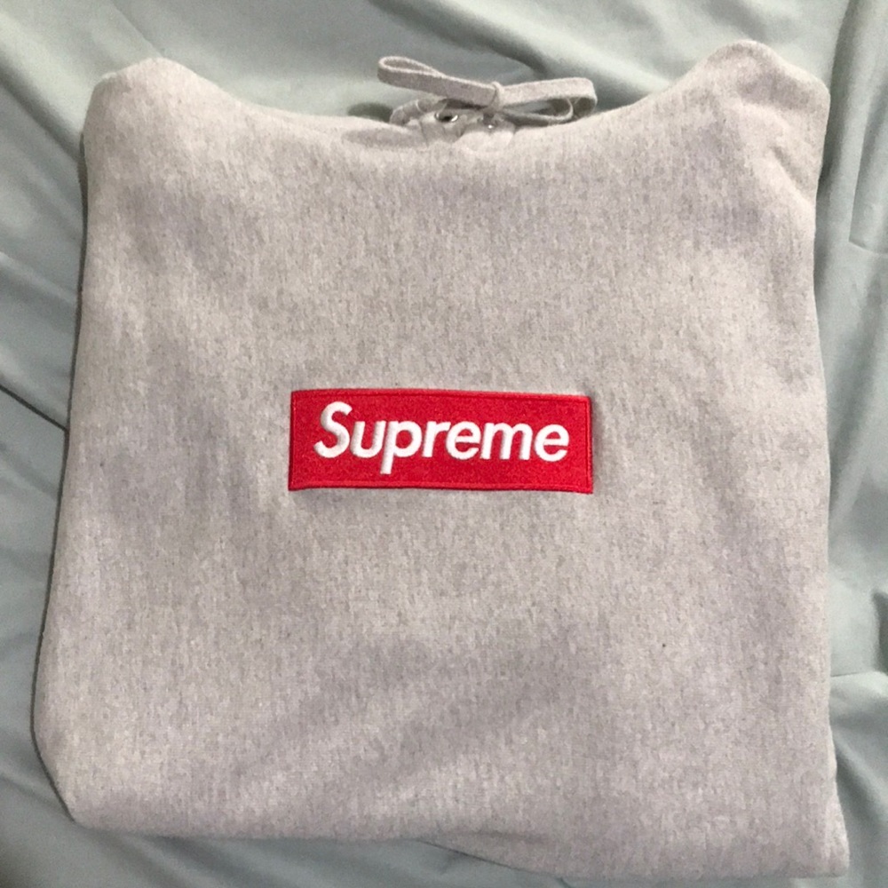 Supreme box logo